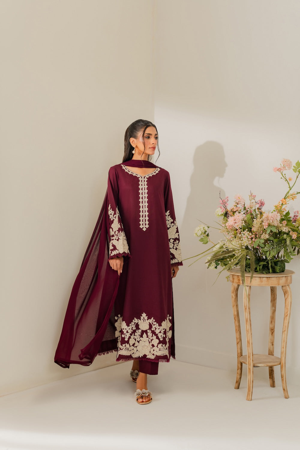 Angle Embroided 3 PCs