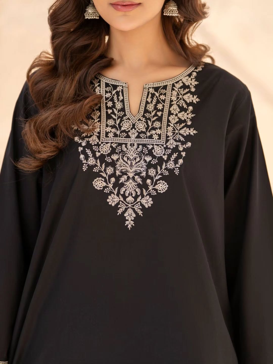 Aliyah Cotton Embroided 2 PCs (Farshi Shalwar)