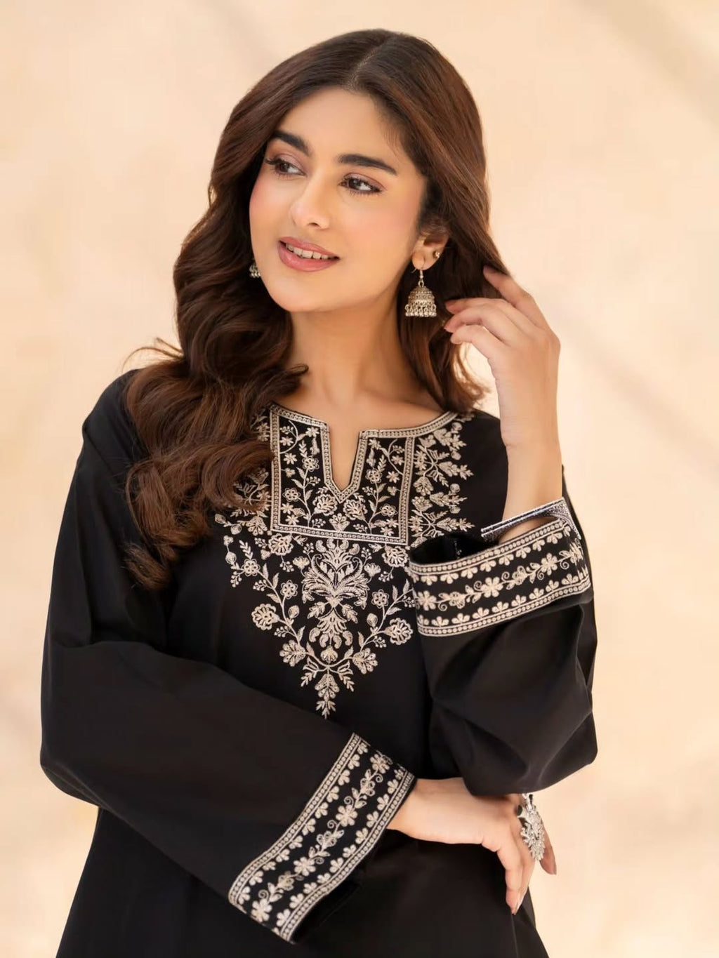 Aliyah Cotton Embroided 2 PCs (Farshi Shalwar)