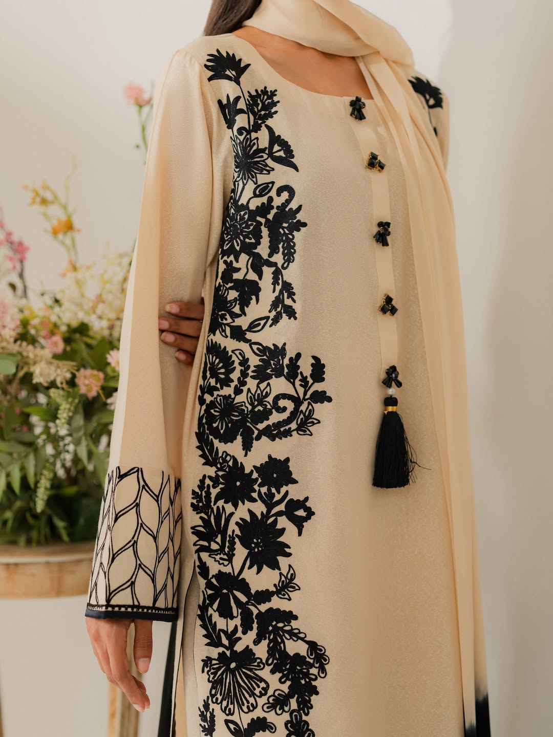 Roop Embroided 3 PCs