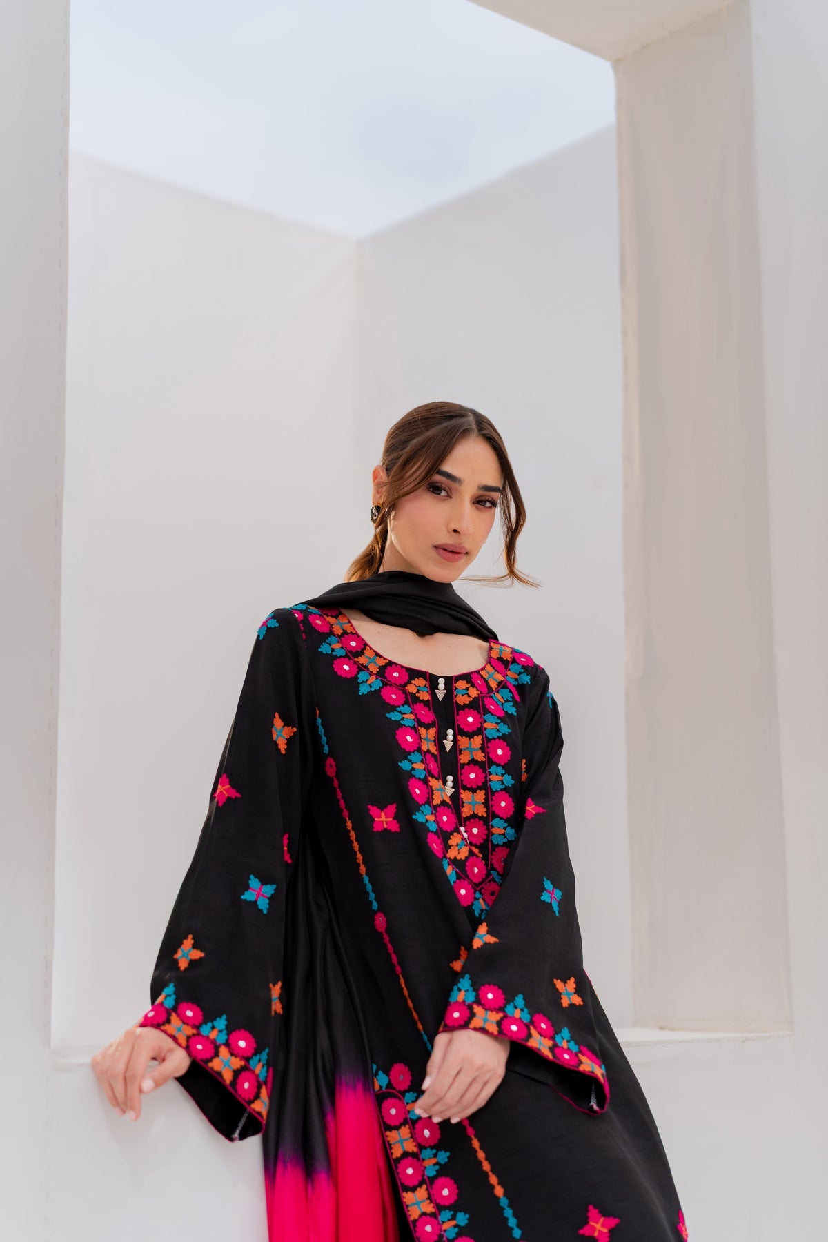 Nyra Embroided Long Length 3 PCs