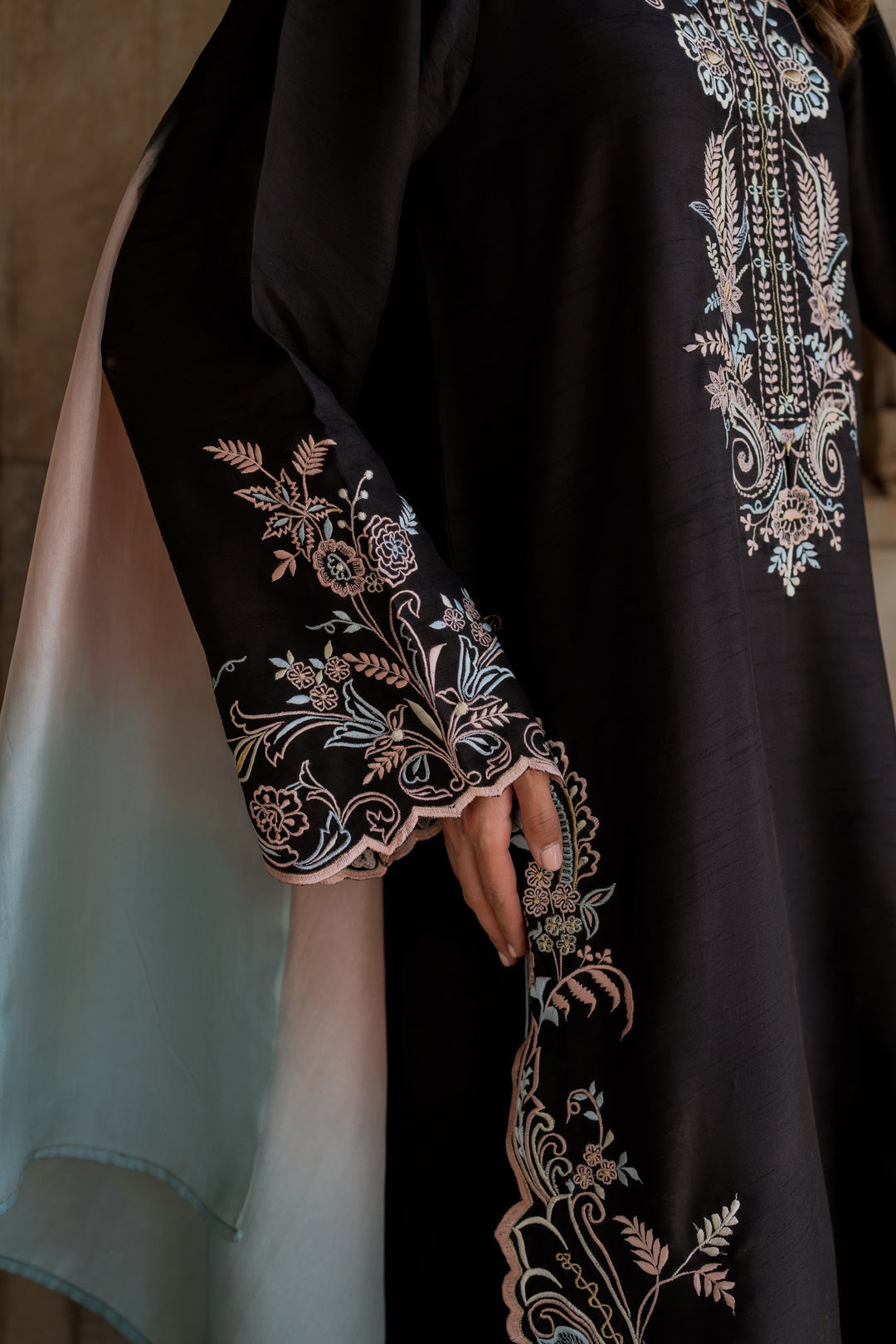 Bismal Embroidered 3-Piece Suit