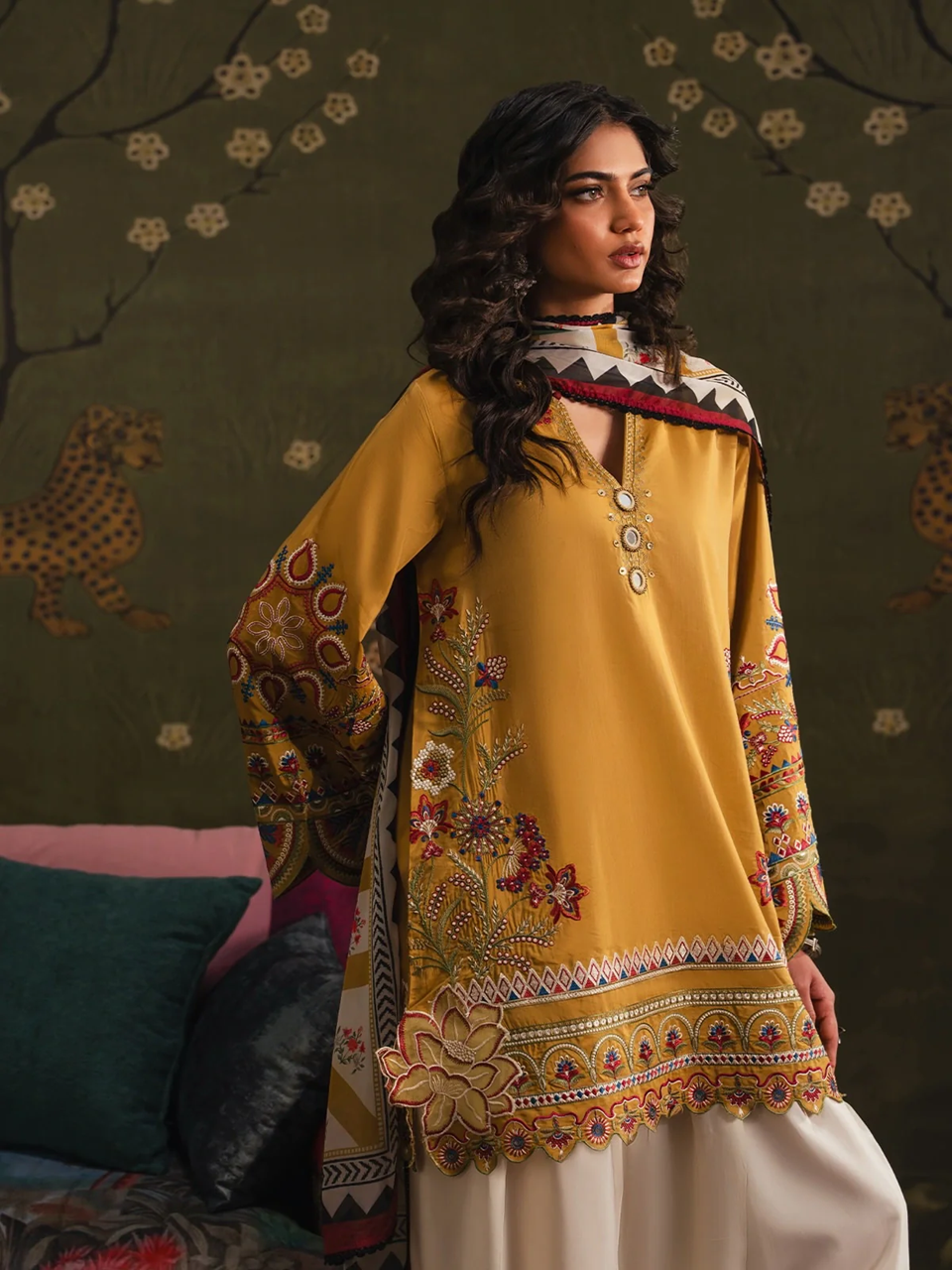 Sundas Embroided 3 PCs