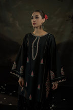 BLACK IRIS LONG LENGHT ( Embroided 2 PCs)
