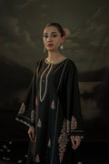 BLACK IRIS LONG LENGHT ( Embroided 2 PCs)