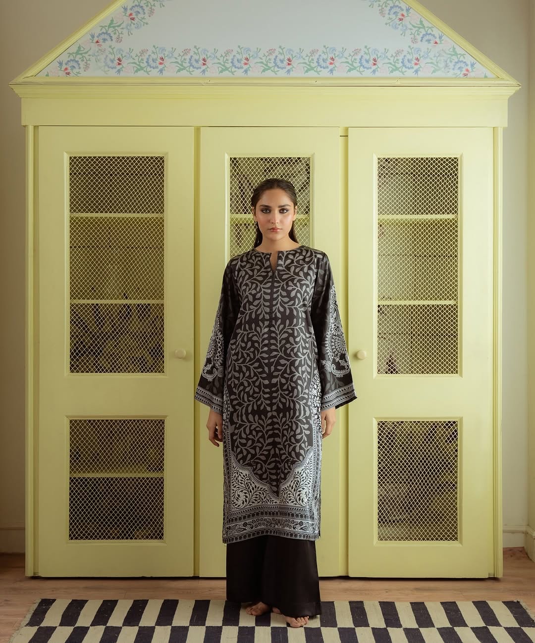 Komal Black (Digital 2 Pcs) Long Length