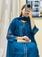 Mahnoor  ( Stitched 3 Pcs )