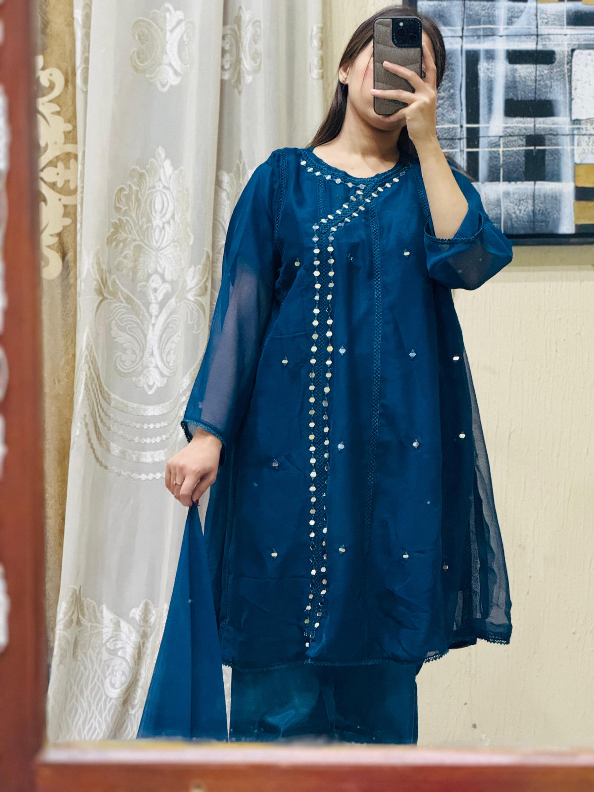 Mahnoor  ( Stitched 3 Pcs )