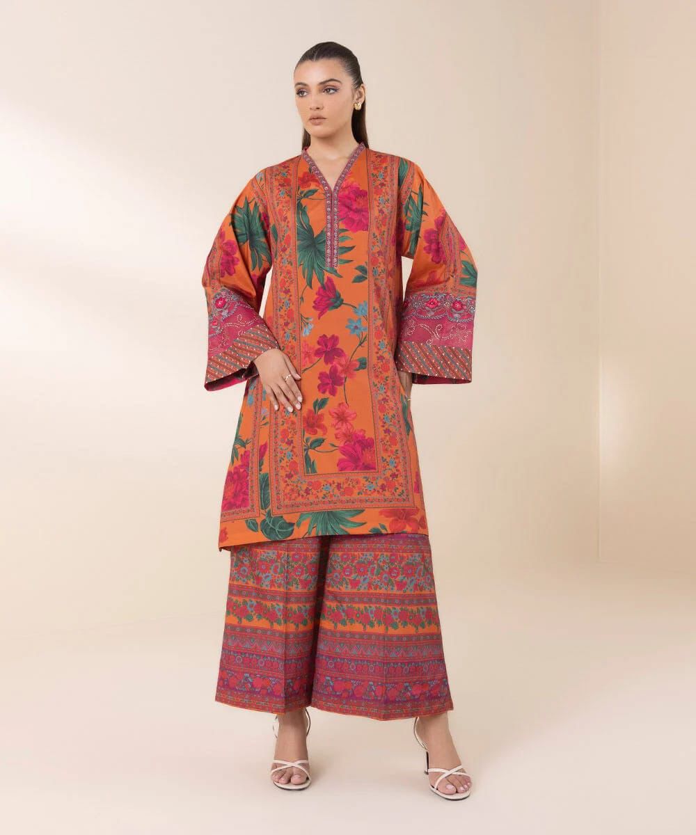 Hania Amir (Printed 2 PCs)